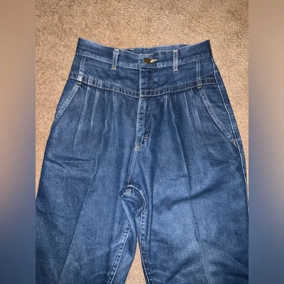 Vintage 90s Lee Barebacks / Size 11 / Great Condition - Picture 4 of 9